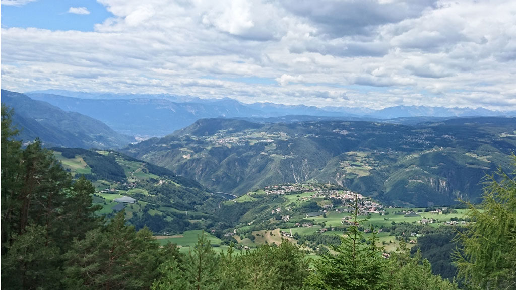 Wheelchair-Tours-Rollstuhl-Hofer-Alpl-Aussicht-Weisslahn-featured-image