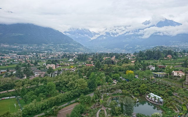 Wheelchair-Tours-Rollstuhl-Trautmanndorf-Ausblick-Meran