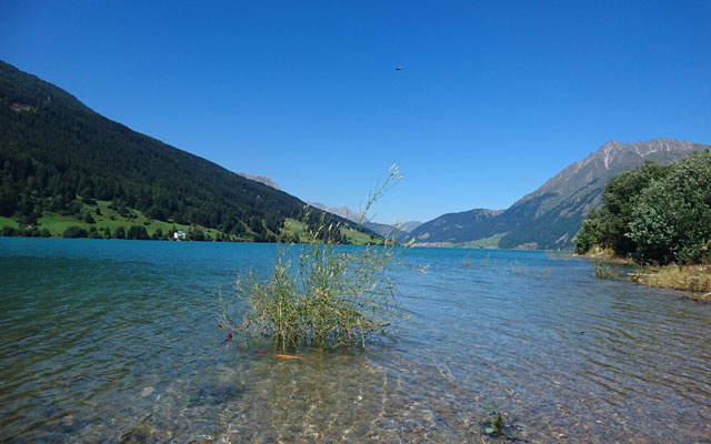 Wheelchair-Tours-Rollstuhl-Vinschgau-Ausblick-Reschensee