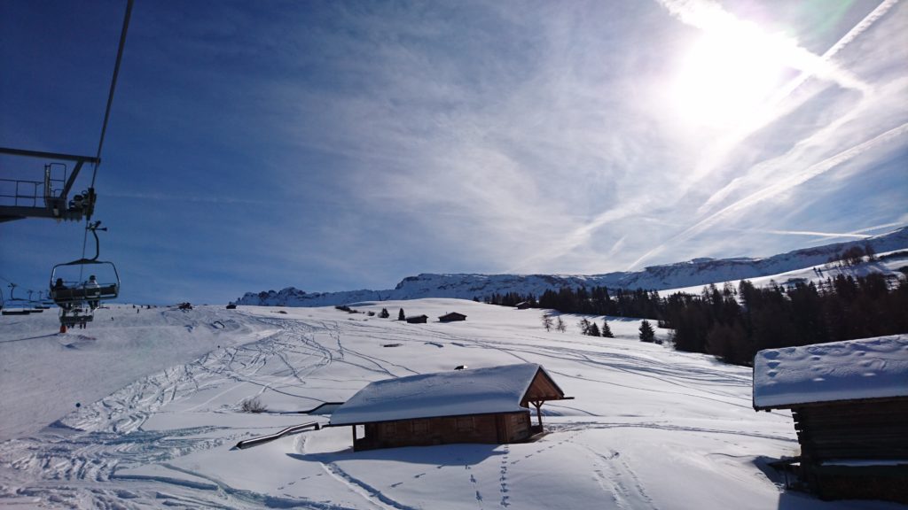 Wheelchair-Tours-Rollstuhl-Winterimpressionen-Monoski-Seiser-Alm-Laurin-Sessellift