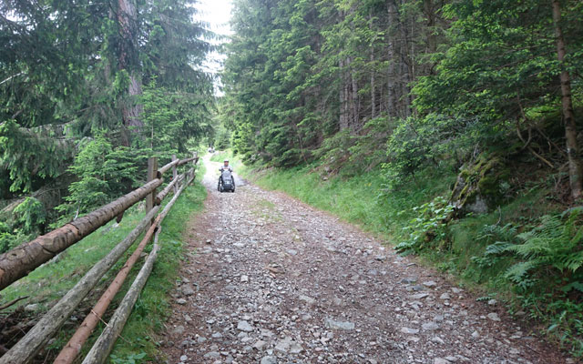 Path shortly before the turnoff towards Schalders
